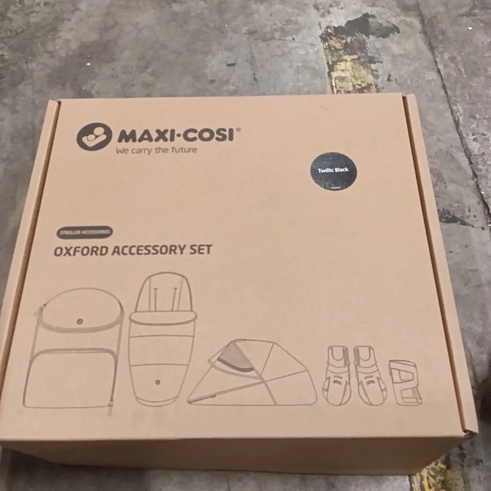 BOXED MAXI-COSI STROLLER ACCESSORIES SET - OXFORD ACCESSORY SET