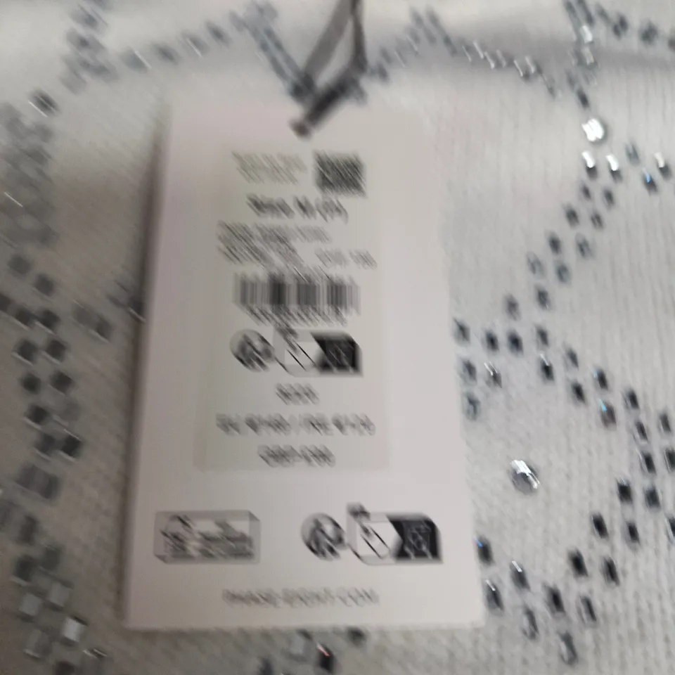 PHASE EIGHT PIERRE CARDIN PETITE COLLECTION WHITE KNIT JUMPER - SIZE M