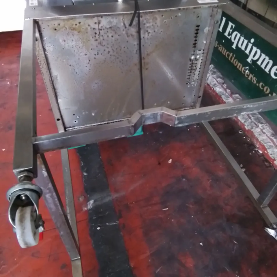 BKI COMMERCIAL SINGLE ROTISSERIE OVEN