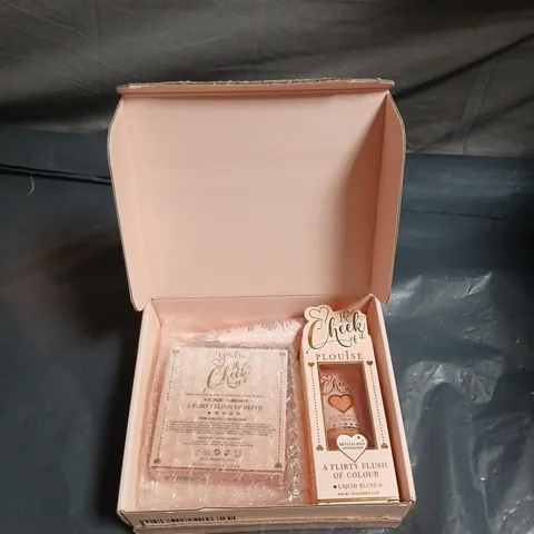 P LOUISE  A FLIRTY FLUSH OF COLOUR LIQUID BLUSH – PINK BOX SET