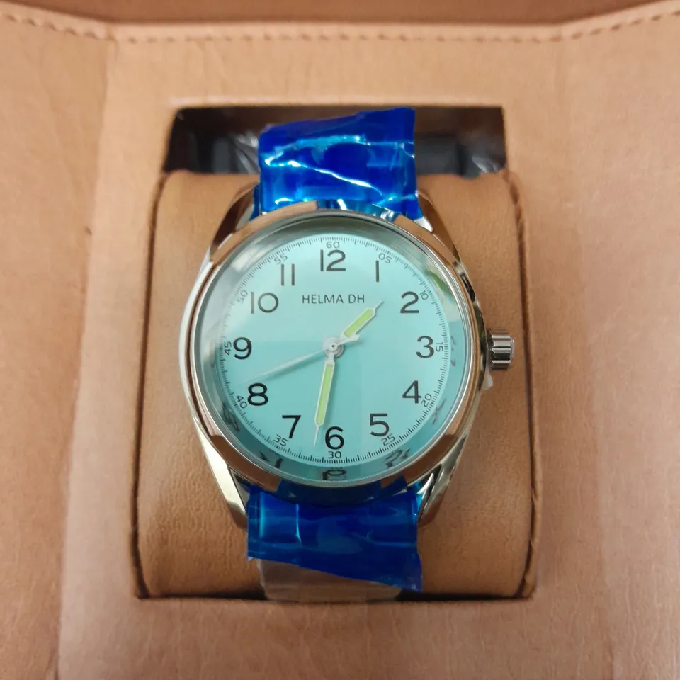 HELMA DH WATCH WITH STAINLESS STEEL CASE AND STRAP IN GIFT BOX