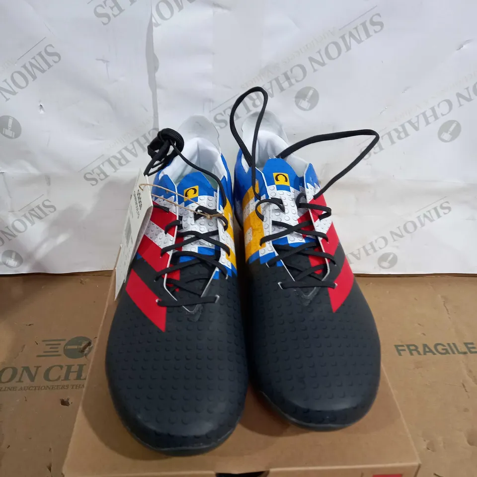 BOXED PAIR OF ADIDAS GAMEMODE FG FOOTBALL BOOTS SIZE 9 