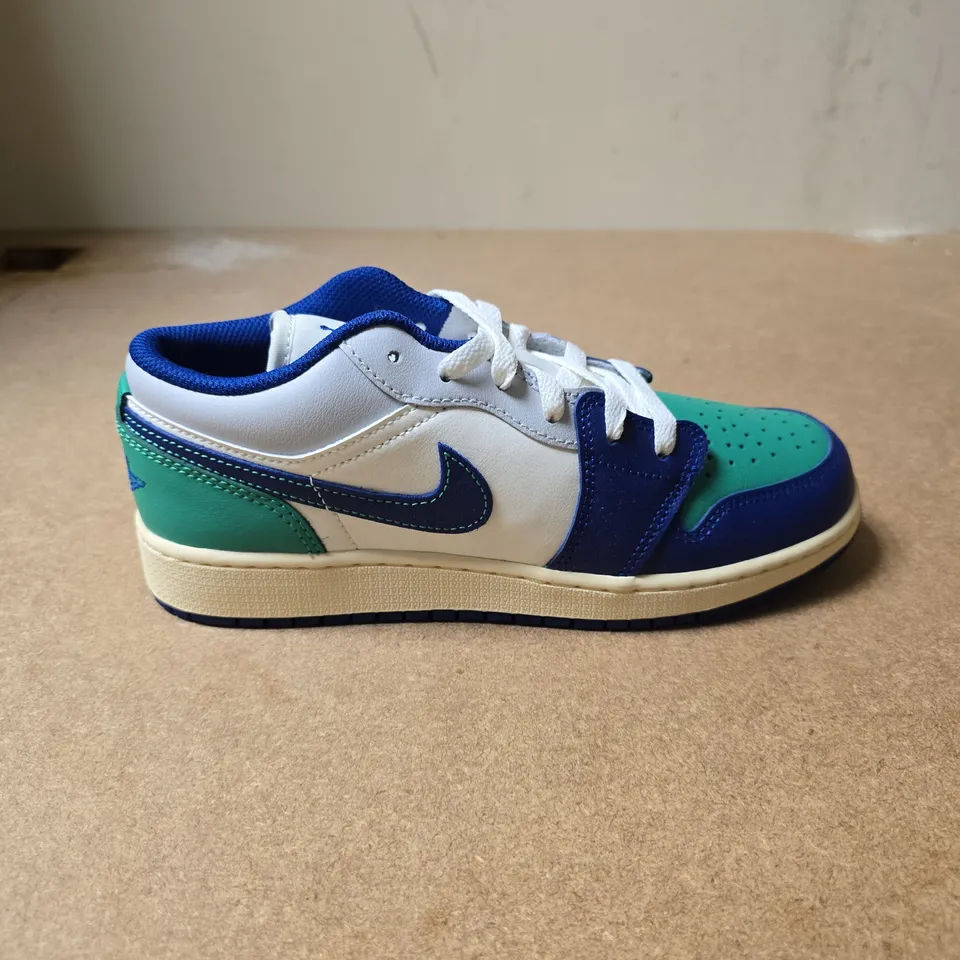 NIKE JORDAN YOUTH SNEAKERS – WHITE WITH BLUE AND TEAL ACCENTS, YOUTH 5.5