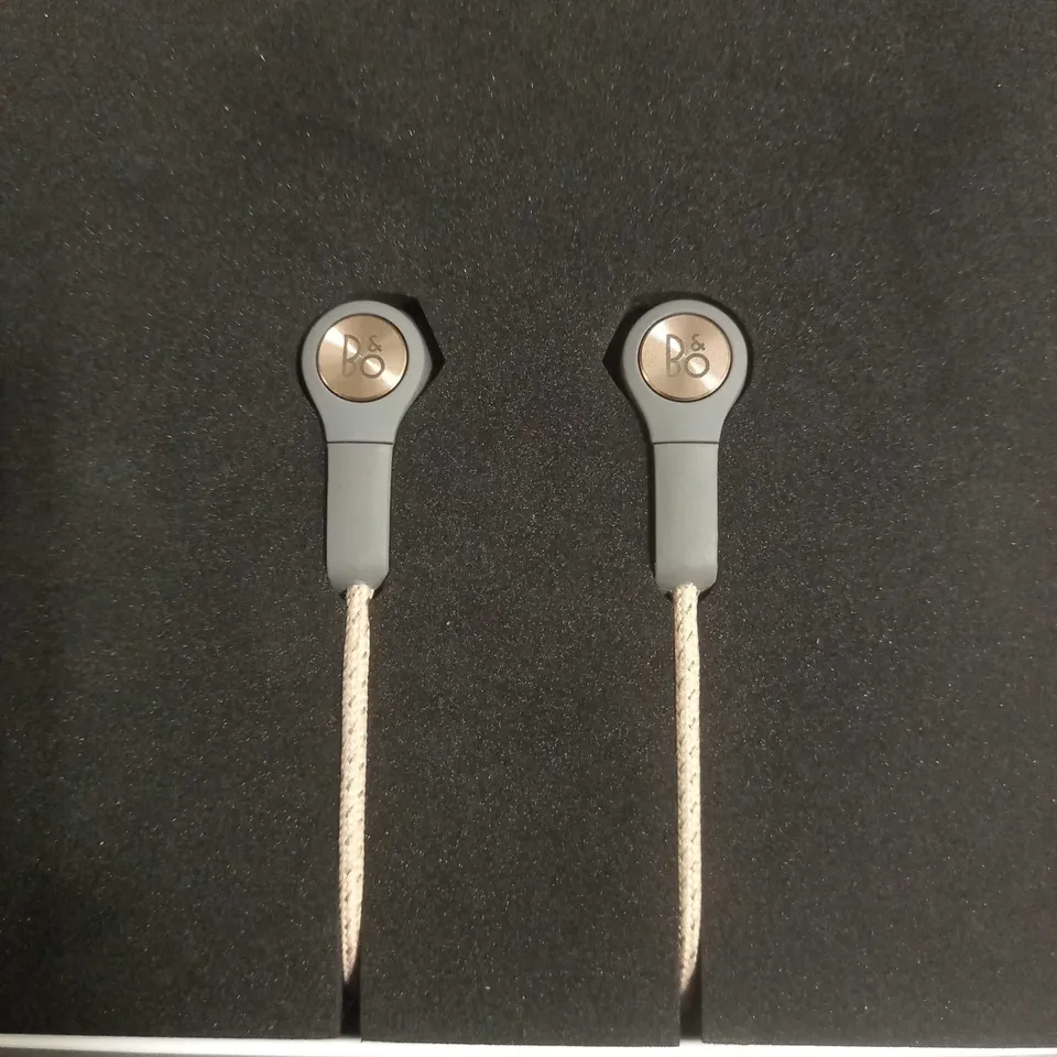 BANG & OLUFSEN H5 WIRELESS HEADPHONES 
