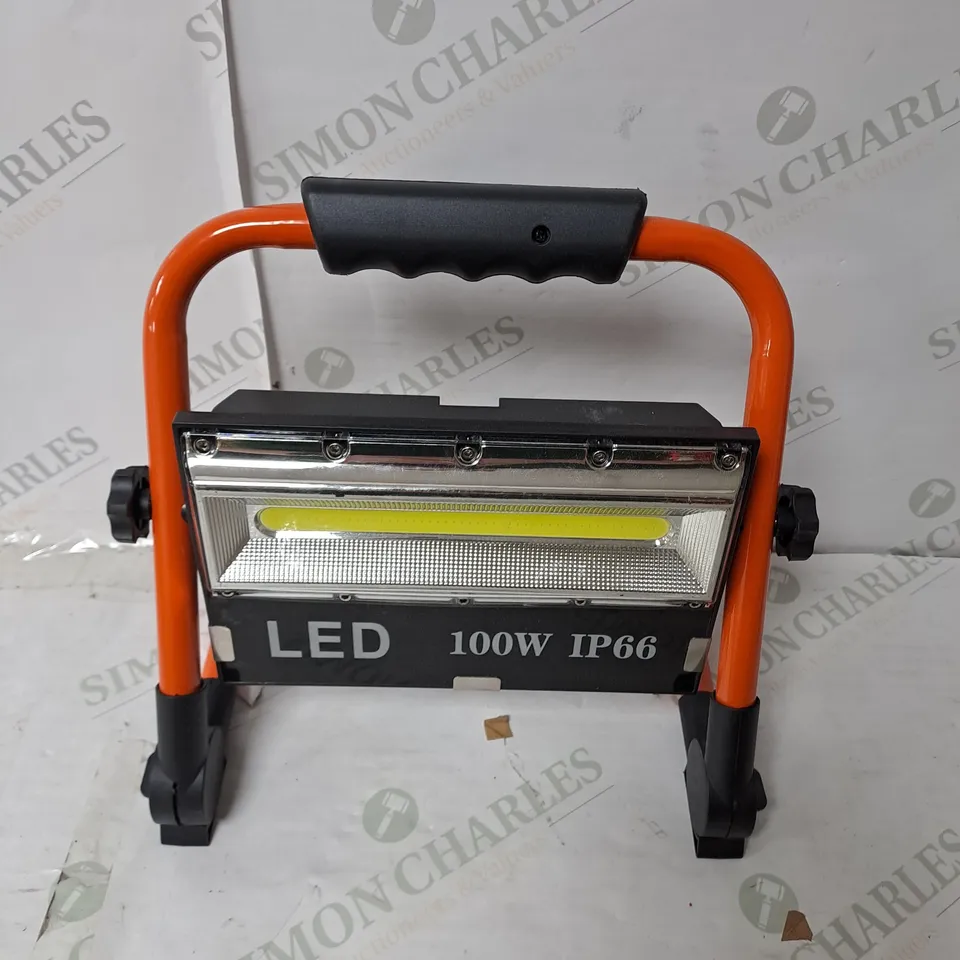 LED STAND LAMP 