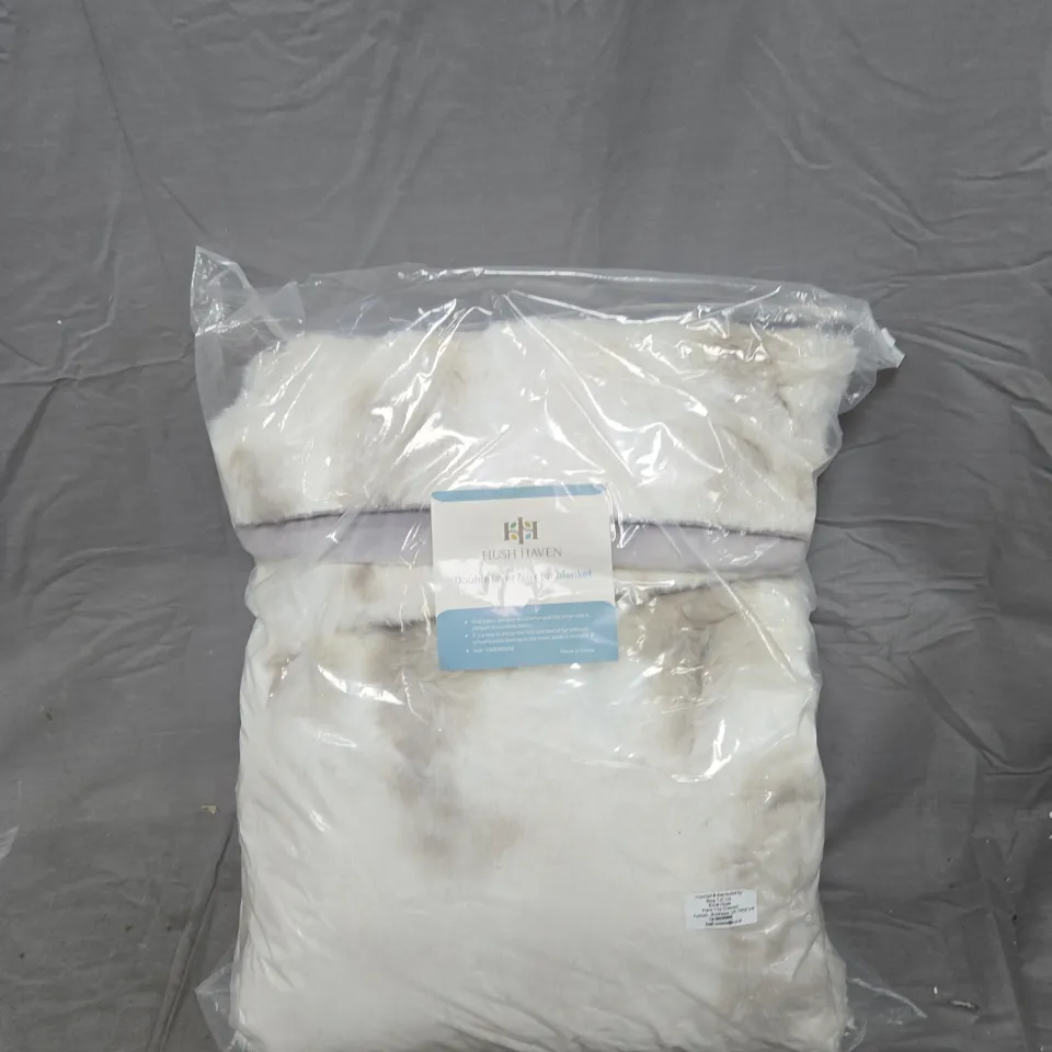 HUSH HAVEN DOUBLE LAYER FAUX FUR BLANKET – 150 X 200 CM – SEALED