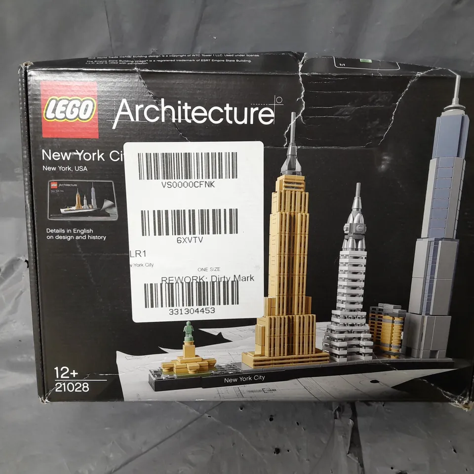 BOXED LEGO ARCHITECTURE NEW YORK CITY - 21028