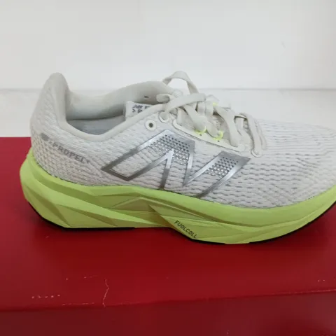 NEW BALANCE PROPEL RUNNING SHOES SIZE 5.5