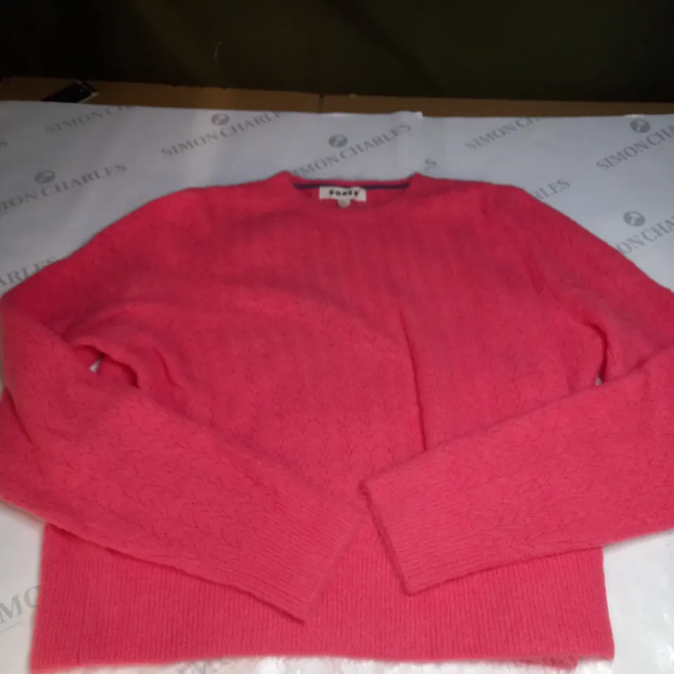 BODEN FLUFFY POINTELLE JUMPER SIZE M