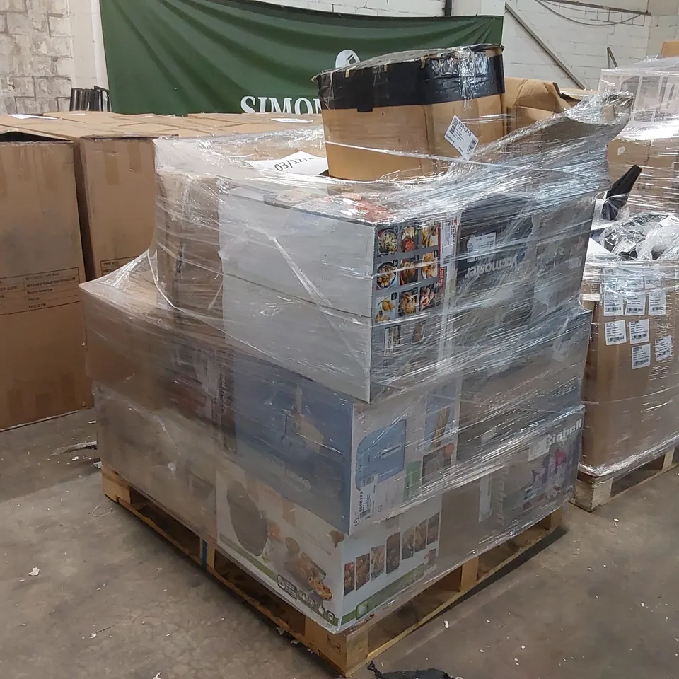 PALLET OF APPROXIMATELY 22 UNPROCESSED RAW RETURN HOUSEHOLD AND ELECTRICAL GOODS TO INCLUDE;