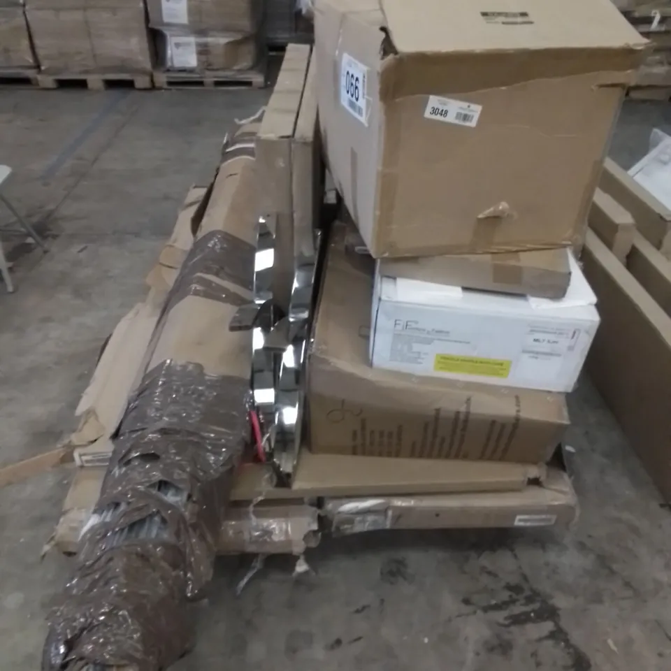 PALLET TO CONTAIN ASSORTED FURNITURE & FURNITURE PARTS