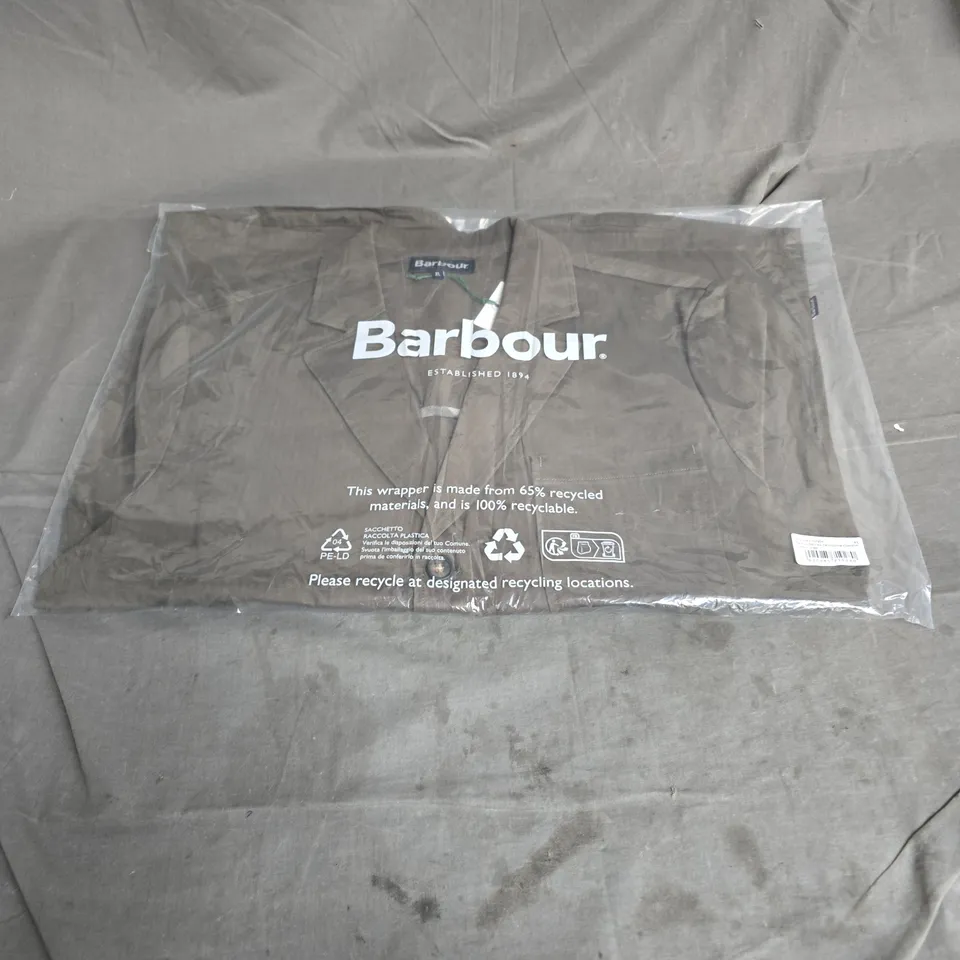 BARBOUR BAYVIEW HERRINGBONE OVERSHIRT IN UNIFORM GREEN SIZE XL