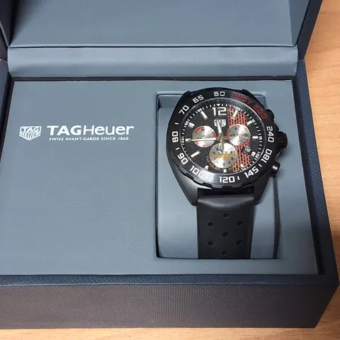 BOXED TAG HEUER INDY 500 BLACK DIAL WATCH WITH RUBBER STEAP