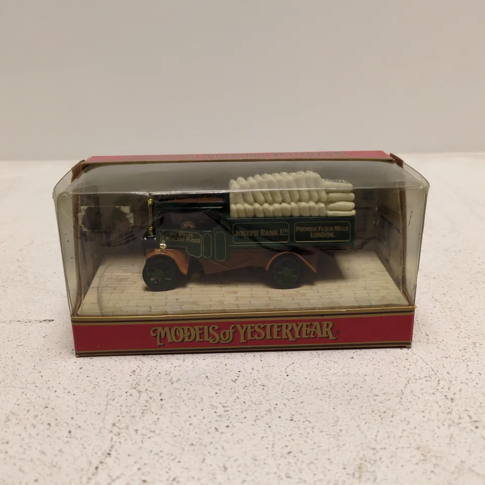 MODELS OF YESTERDAY VINTAGE TOY LORRY – Y-27 1922 FODEN STEAM WAGGON