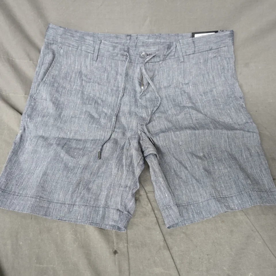 HUGO BOSS C KANE RDS SHRTS IN GREY SIZE UK 54