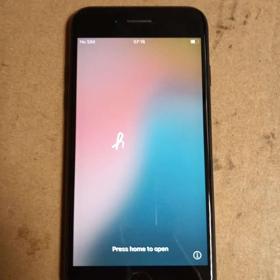 APPLE IPHONE SE A2296