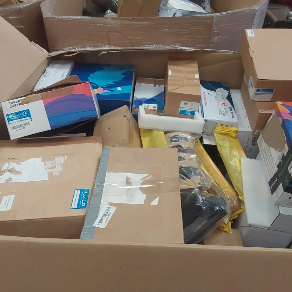 PALLET TO CONTAIN A LARGE ASSORTMENT OF PRINTER TONER CARTRIDGES - VARIOUS BRANDS, TYPES