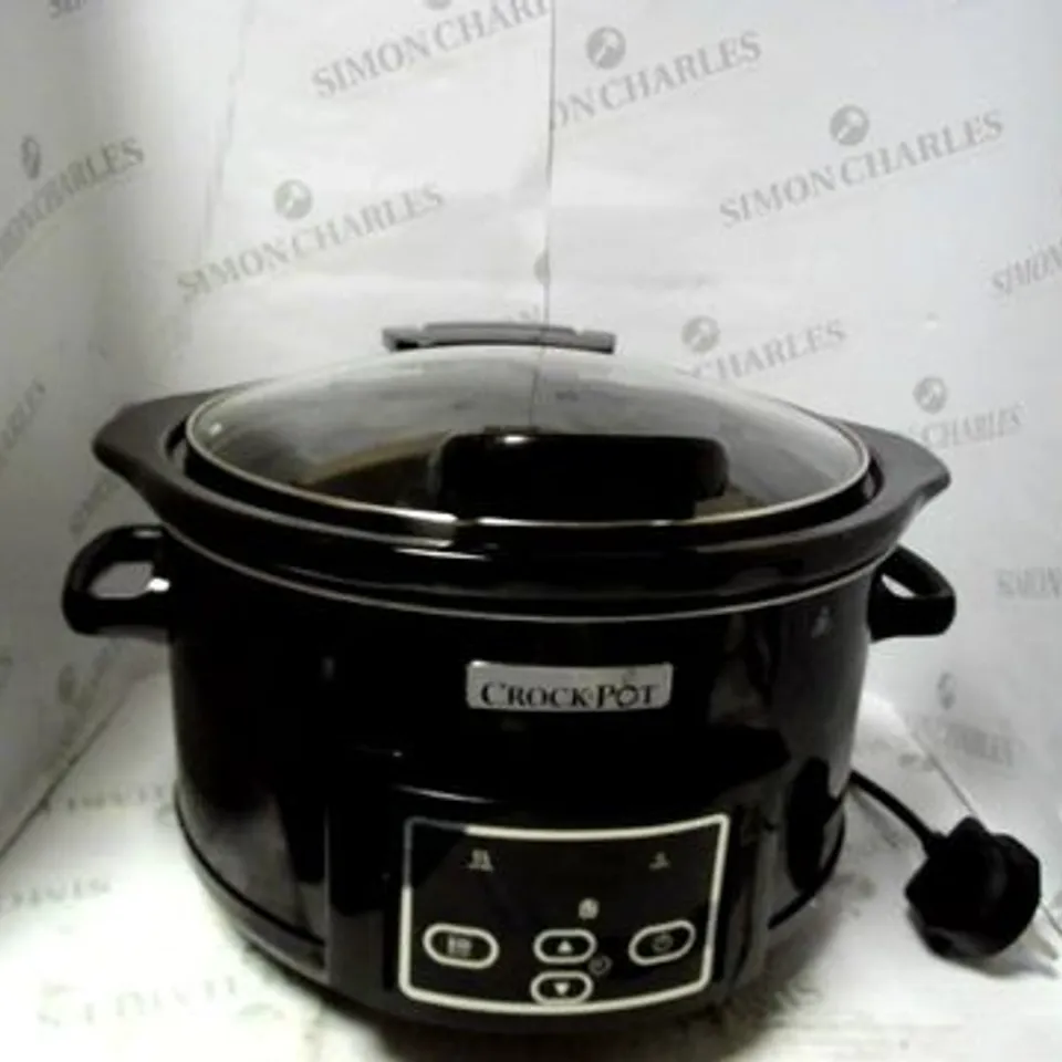 CROCK POT SLOW COOKER