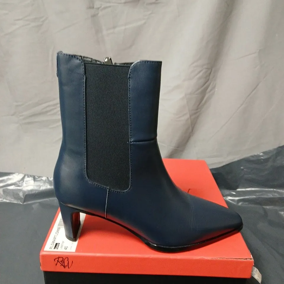 BOXED PAIR OF RUTH LANGSFORD WOMEN'S BLUE LEATHER ANKLE BOOTS, UK 7 