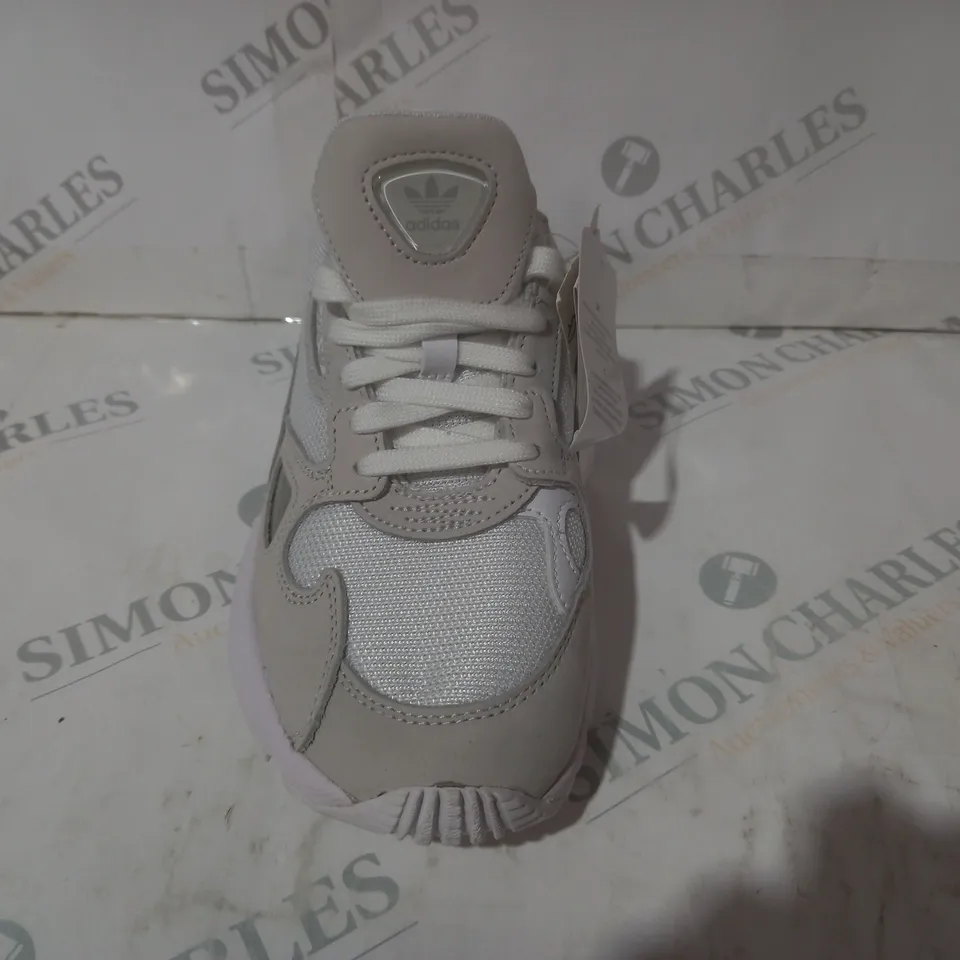 PAIR OF ADIDAS FALCON W SHOES IN WHITE UK SIZE 6