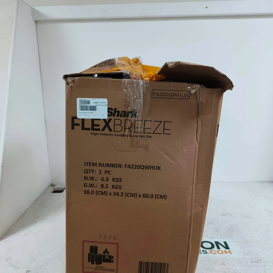SHARK FLEX BREEZE FAN FA220UK BOXED