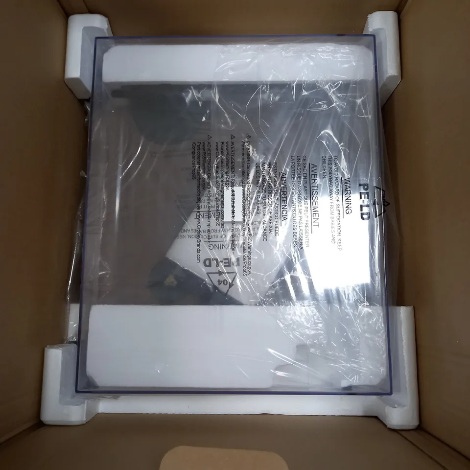 BOXED CROSLEY C62 2-SPEED TURNTABLE SYSTEM 