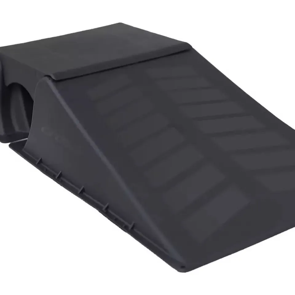 BOXED CHALLENGE CROSS MULTI SKATE RAMP