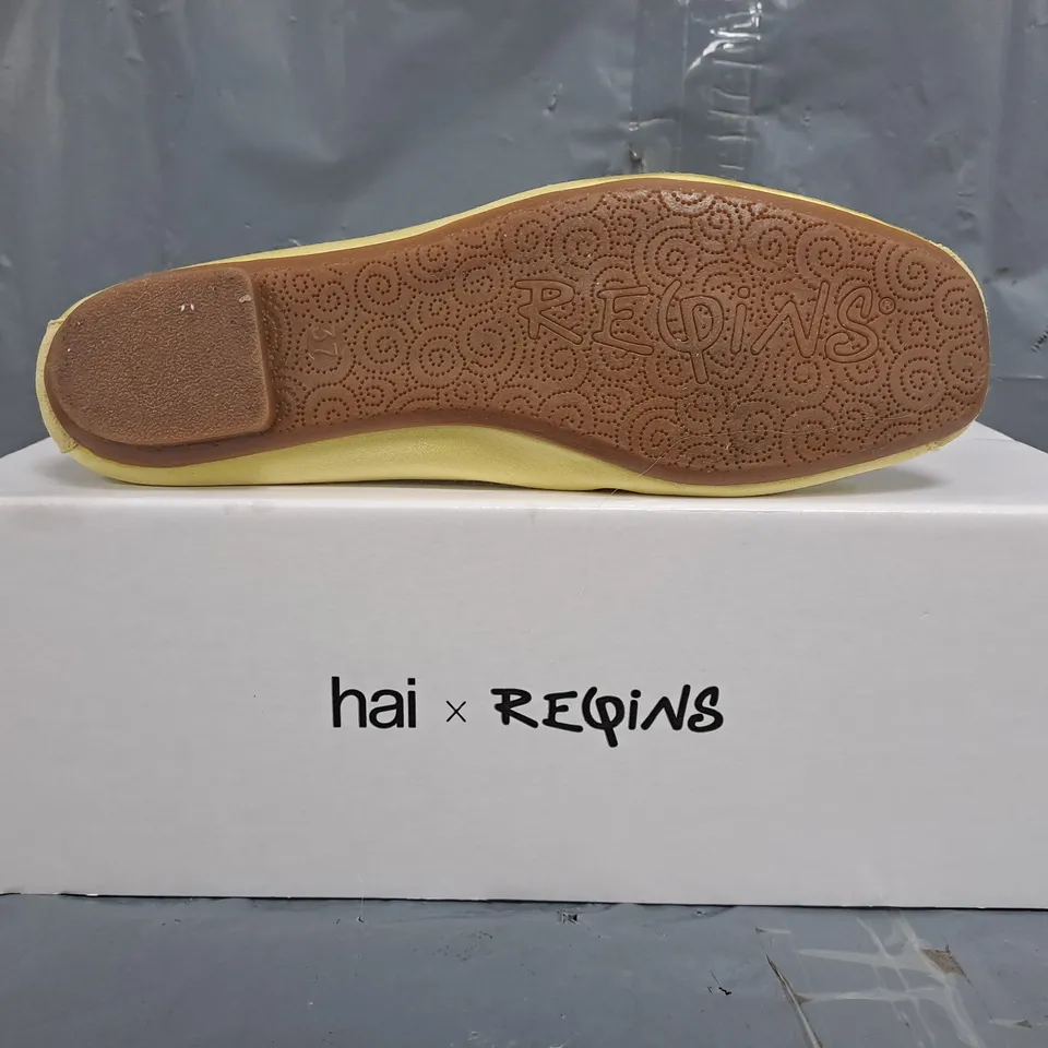 BOXED PAIR OF HAI X REQINS HARMONY SILK FLAT SLIP-ON SHOES IN VANILLA SIZE EU 37
