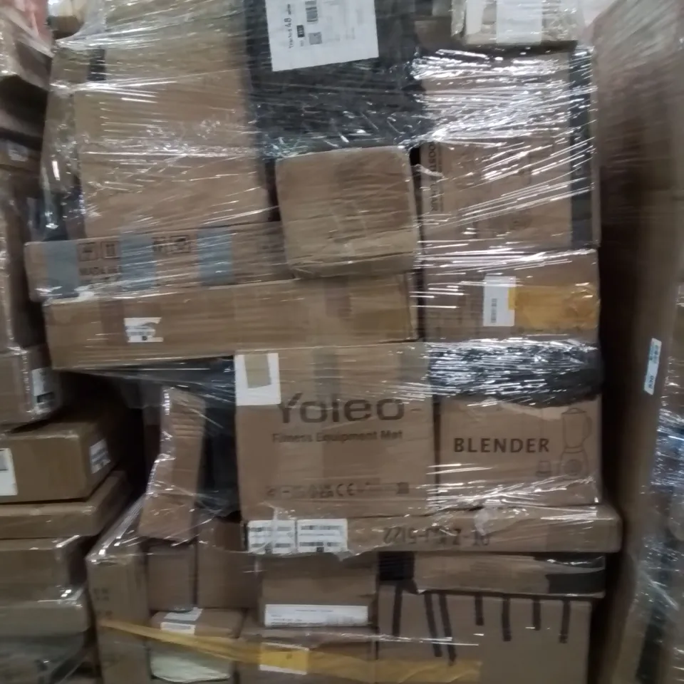 PALLET OF ASSORTED HOUSEHOLD GOODS AND PRODUCTS TO INCLUDE;BLENDER,YOGA MAT,BOOSTER CHAIR