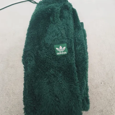 ADIDAS ORIGINALS ESSENTIALS FLEECE JOGGERS IN DARK GREEN - SIZE XS