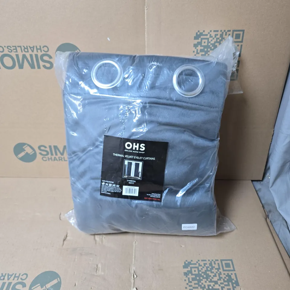 OHS THERMAL VELVET EYELET CURTAINS – GREY (PAIR) - 46" X 72"