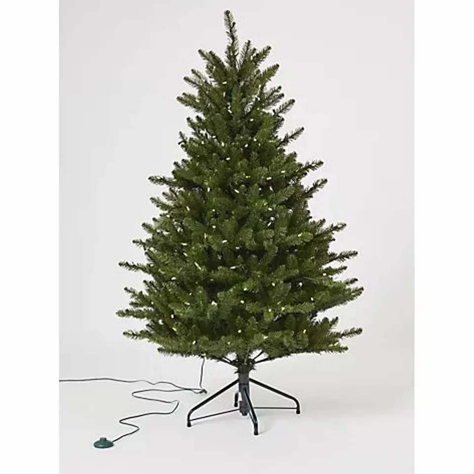 BOXED SANTA'S BEST CHRISTMAS TREE- NATURAL 5FT