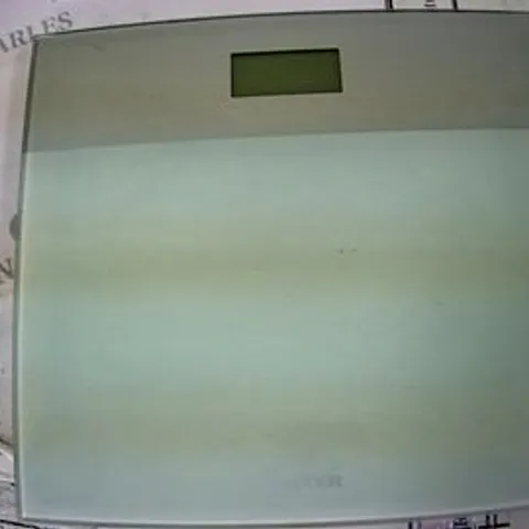 BOXED SALTER GLASS PERSONAL SCALE