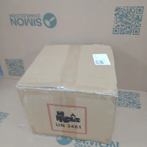 FLOURISH SOLAR FLOOR LAMP WITH REMOTE