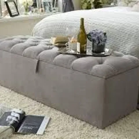 BOXED DIAMOND OTTOMAN STORAGE BENCH - BEIGE (1 BOX)