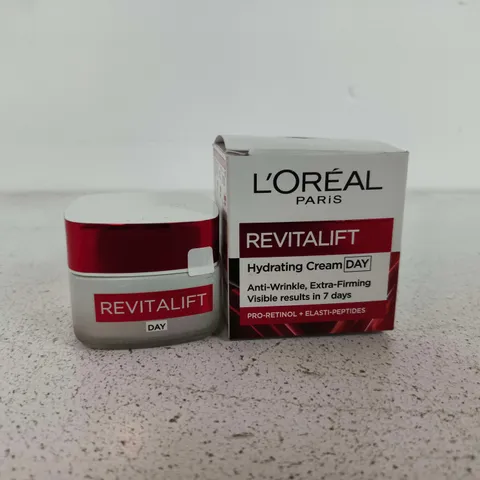 BOXED LOREAL PARIS REVITALIFT HYDRATING CREAM DAY (50ML)