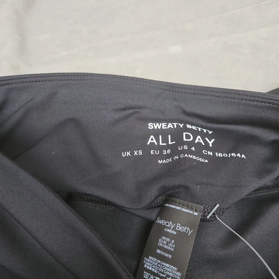 SWEATY BETTY XS BLACK LEGGINGS WITH TAGS