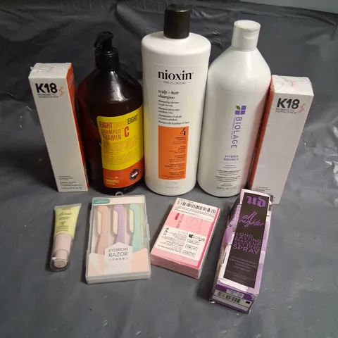 APPROXIMATELY 20 ASSORTED HEALTH AND BEAUTY PRODUCTS TO INCLUDE; NIOXIN, K18, UD AND THE BEAUTY CROP