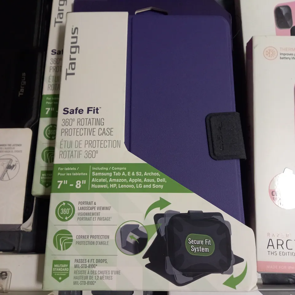 LOT OF APPROXIMATELY 36 ASSORTED PHONE AND TABLET CASES TO INCLUDE TARGUS, RAZER AND INCASE