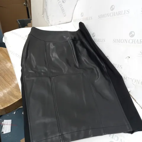 BLACK DANNI MINOGUE FAUX LEATHER MINI SKIRT
