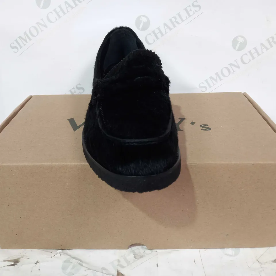 BOXED PAIR OF VINNY'S PANAME FAUX FUR LOAFERS IN BLACK EU SIZE 41
