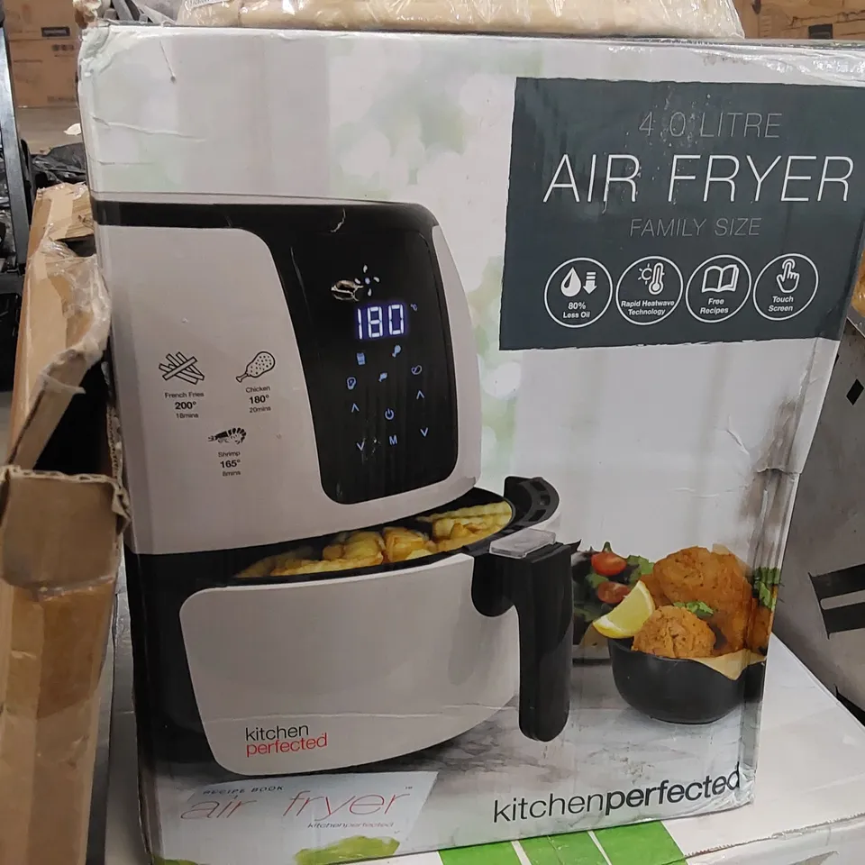 BOXED KITCHENPERFECTED 4.0L DIGITAL-TOUCH AIR FRYER (1 BOX)