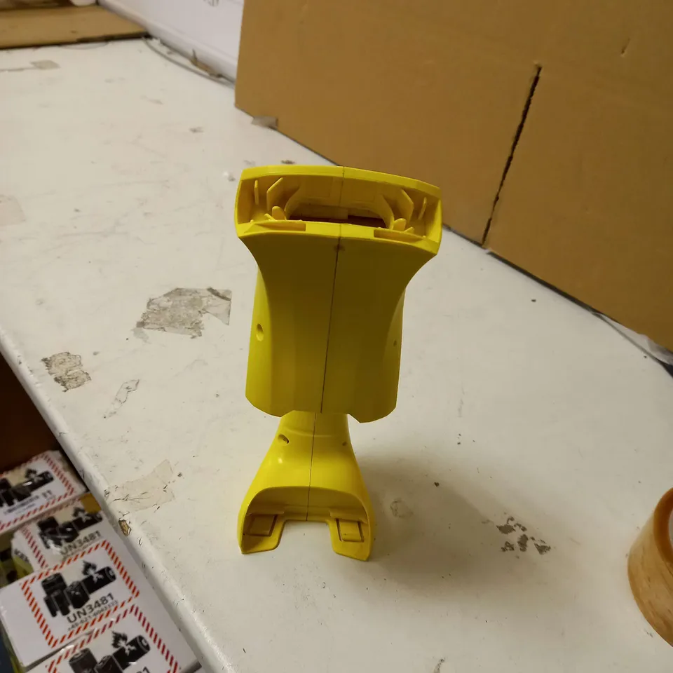 KARCHER WV1 WINDOW VAC 