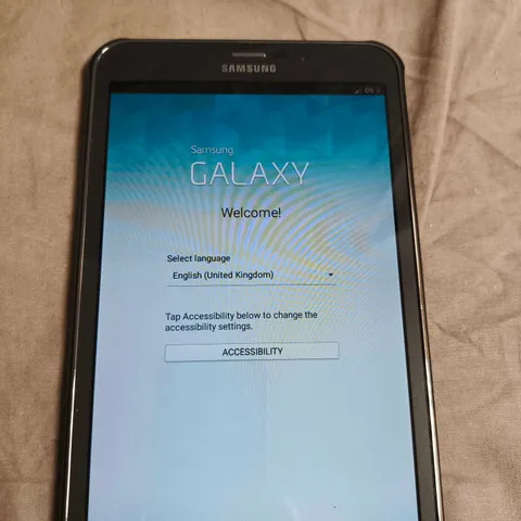Samsung Galaxy Tablet PC – 16GB – Black (SIM) 
