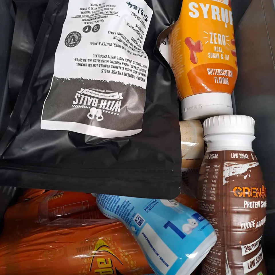 BOX OF APPROXIMATELY 10 ITEMS TO INCLUDE MYPROTEIN SYRUP, GRENADE PROTEIN SHAKE, PROTEIN BALLS ETC