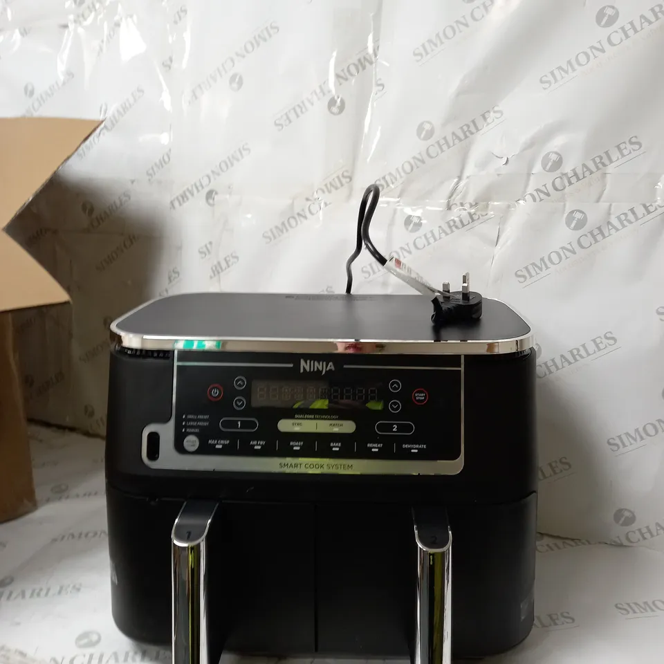 BOXED NINJA FOODI MAX DUAL ZONE 9.5L AIR FRYER AF451UK