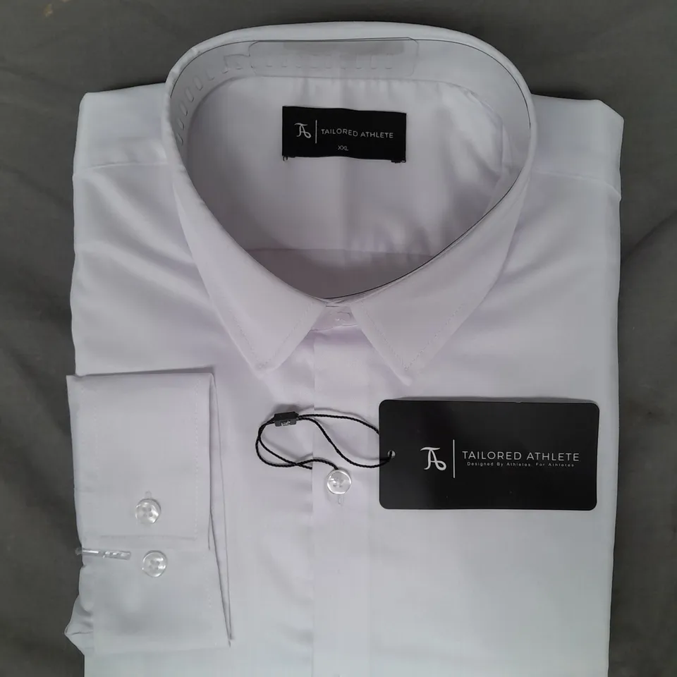 TAILORED ATHLETE SHIRT IN WHITE SIZE XXL