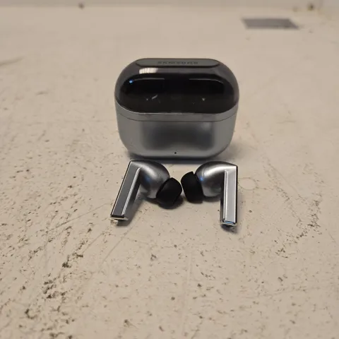 SAMSUNG GALAXY BUDS3 PRO BOXED