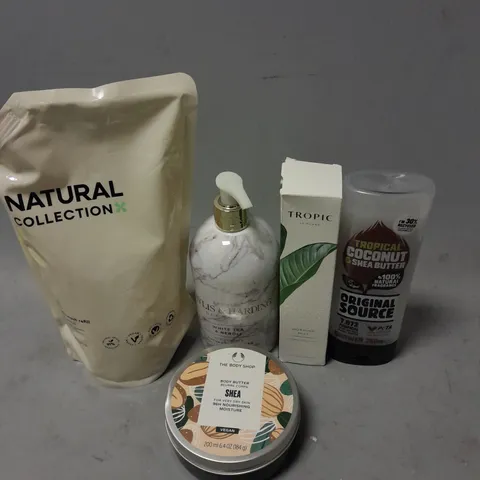 APPROXIMATELY 20 ASSORTED HEALTH & BEAUTY ITEMS TO INCLUDE - TROPIC MORNING MIST, THE BODY SHOP BODY BUTTER AND ORIGINAL SOURCE SHOWER GEL