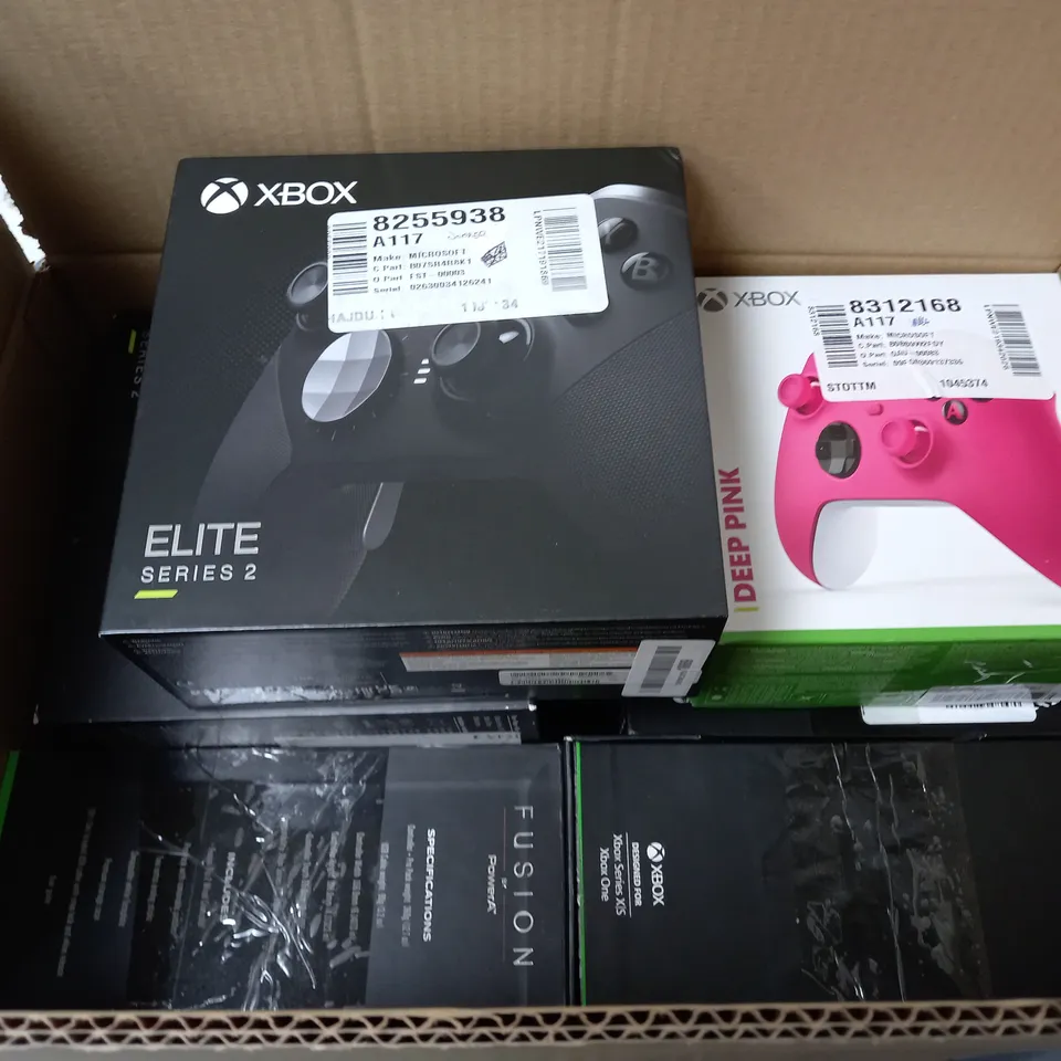 BOX OF 10 ASSORTED XBOX CONTROLLERS TO INCLUDE - ELITE SERIES 2 , XBOX ONE CONTROLLER ETC